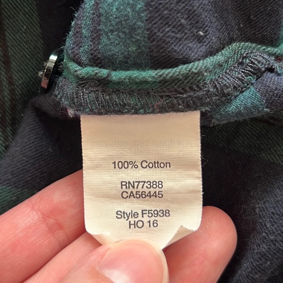 Madewell Classic Button-Up Shirt - Picture 4 of 8